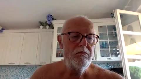 giutomma930394 online show from June 20, 12:32 pm