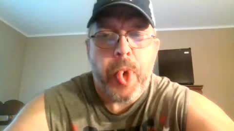 IDKIDCIDGAF online show from August 6, 4:02 pm