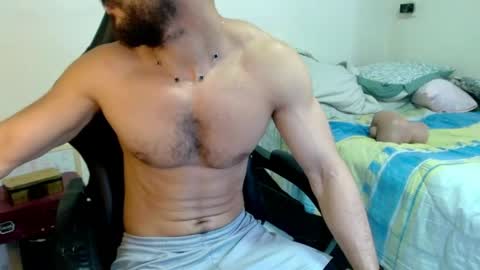 god hunkules online show from May 8, 7:36 pm