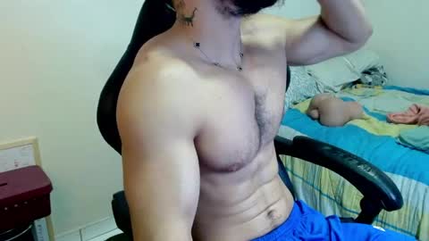 god hunkules online show from May 18, 3:49 pm