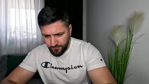 gold_alpha_boy online show from April 24, 3:14 pm