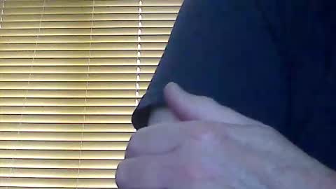 Gomez Addams online show from May 4, 8:38 am