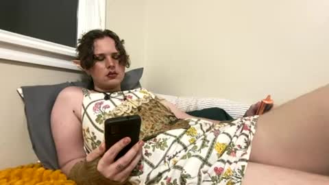 Doll online show from July 17, 12:51 am