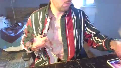 goura2000 online show from May 11, 6:27 pm