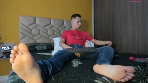 gregorymancini online show from June 17, 8:43 pm