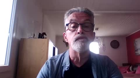 Grybear online show from May 9, 3:24 pm