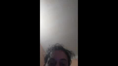 guisoaaaa online show from June 8, 3:51 am