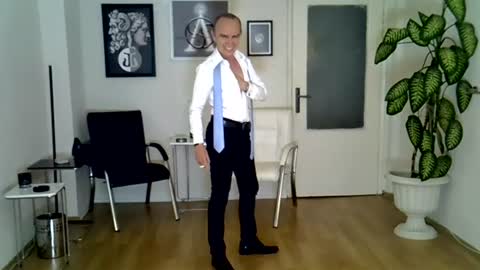 H. Blackwood online show from July 15, 7:09 pm