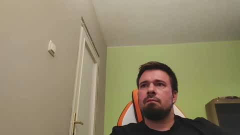 hairy_guy007 online show from August 8, 8:16 pm