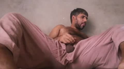 hairybouy264541 online show from July 24, 4:20 am