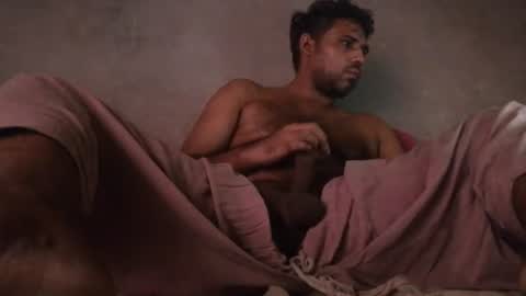 hairybouy264541 online show from July 31, 4:12 am