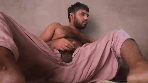 hairybouy264541 online show from July 25, 4:31 am