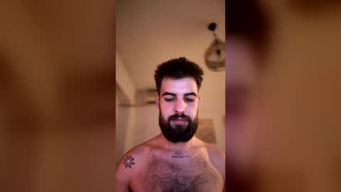 HairyRobXxX online show from June 29, 11:05 pm