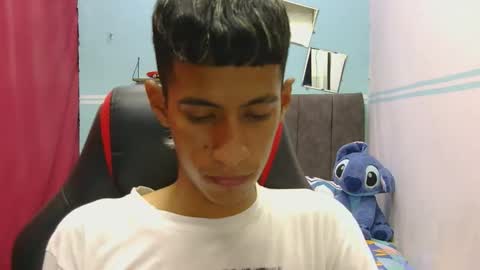 hamcummboy20 online show from May 9, 5:58 pm