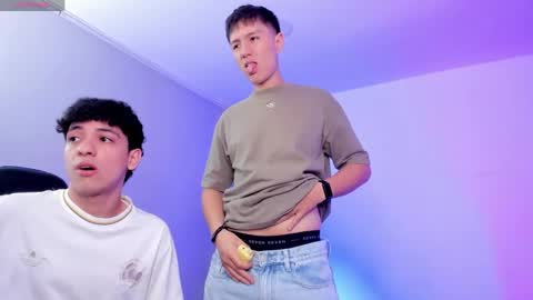leonardfarrucknick and otis online show from May 18, 9:08 pm