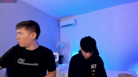 leonardfarrucknick and otis online show from May 14, 9:13 pm
