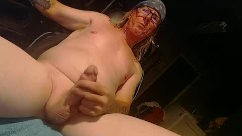 handystud33 online show from June 30, 7:53 am