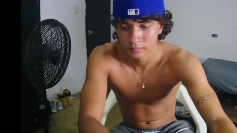 hansel_take online show from May 25, 8:59 pm