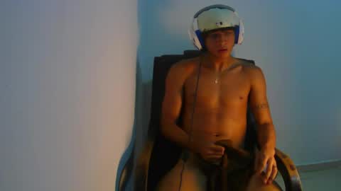 hansel_take online show from May 16, 7:12 pm