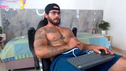 hanz_col online show from May 19, 4:35 pm
