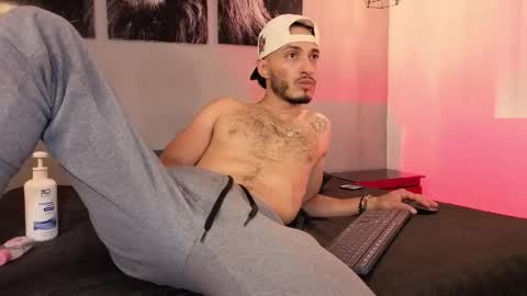 happy_hot7 online show from May 11, 4:04 pm