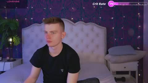 happydeimos online show from May 11, 1:07 am