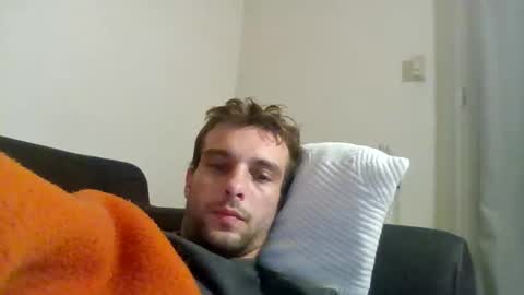 happyfunnyboy79 online show from May 21, 1:01 am