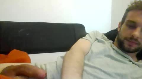 happyfunnyboy79 online show from June 3, 2:19 pm