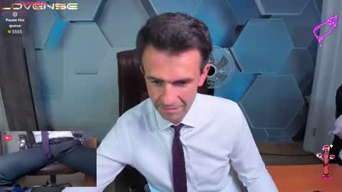 Steve online show from August 5, 1:27 pm