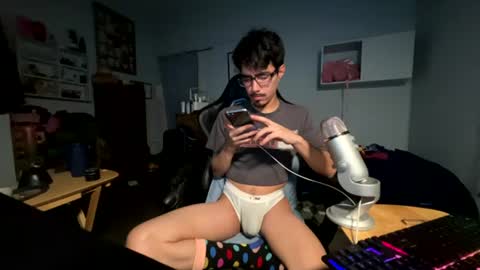 harddmikee online show from July 14, 4:49 am