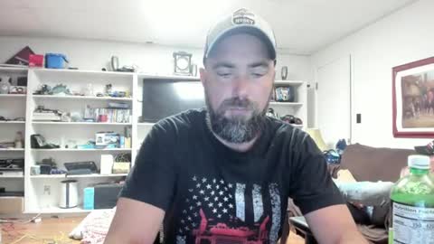hardworkertn online show from August 5, 1:43 am