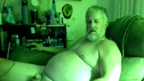 haysay722354422 online show from August 6, 8:42 am
