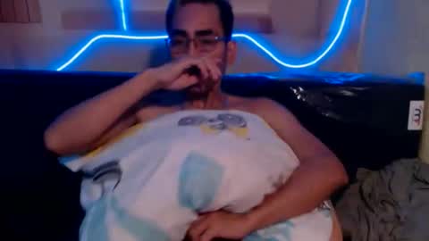 Steven online show from April 1, 3:31 pm