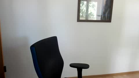 helloitsme7791 online show from July 8, 11:03 am