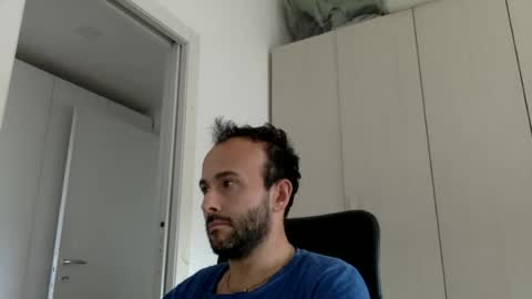 hhombre online show from July 10, 9:46 am