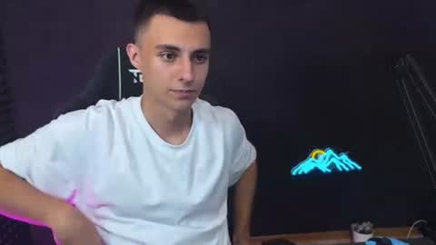 Hols online show from July 28, 6:42 pm