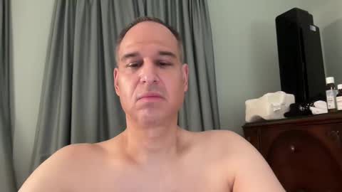 honey_man14 online show from May 11, 4:15 pm