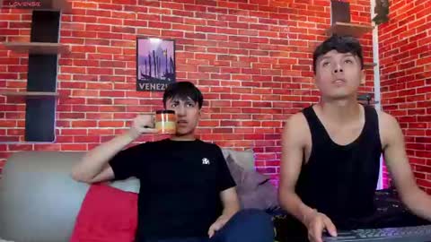 Jake y Troy online show from July 15, 8:37 pm