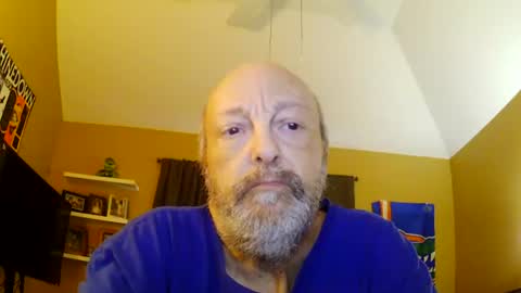 Horny4tit22368 online show from August 5, 8:47 pm