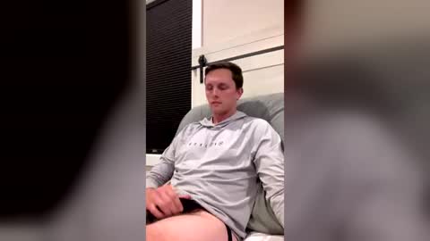 horny_dad_33 online show from July 3, 2:29 am