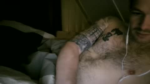 horny_dutch020 online show from May 18, 9:30 pm