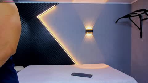 horny_nick18 online show from May 4, 2:08 pm