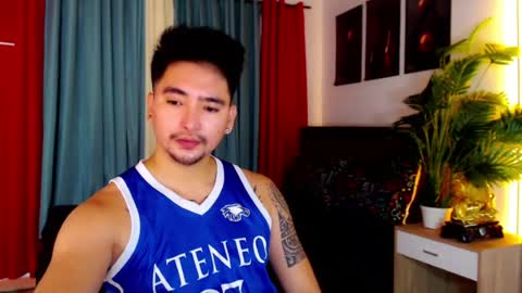 hot_daddy_core online show from July 17, 9:49 am