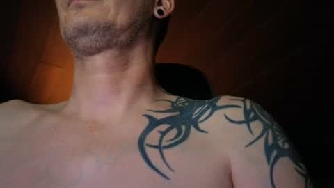 Tom online show from July 10, 8:43 pm