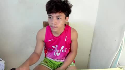 hottie_migs online show from July 15, 6:36 pm