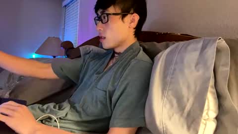 hottiewithabody101 online show from May 21, 7:29 pm