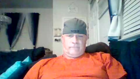 hotyummycock69 online show from May 18, 3:24 am