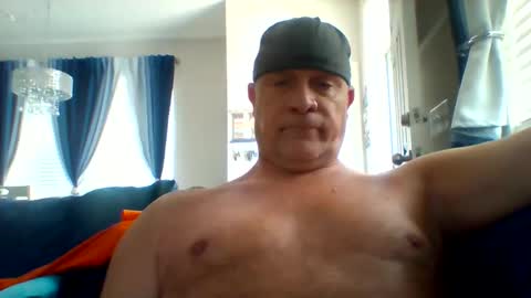 hotyummycock69 online show from May 28, 4:27 pm