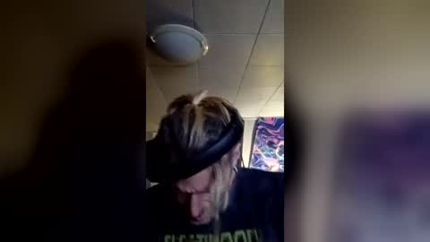 SeanPatrick online show from July 28, 5:48 am
