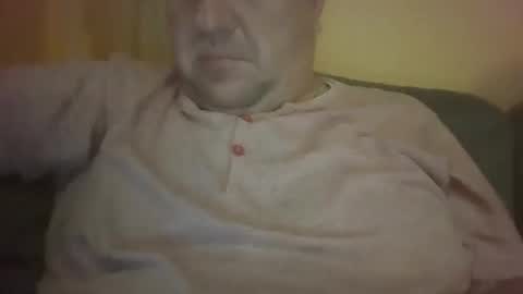 vastagfasz magyar apuci online show from June 8, 7:48 pm